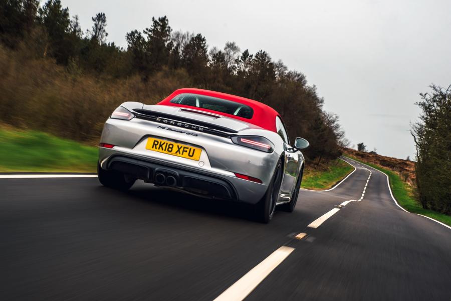  Porsche 718 Boxster GTS (982) 2017 года  (UK) (фото 29 из 40)